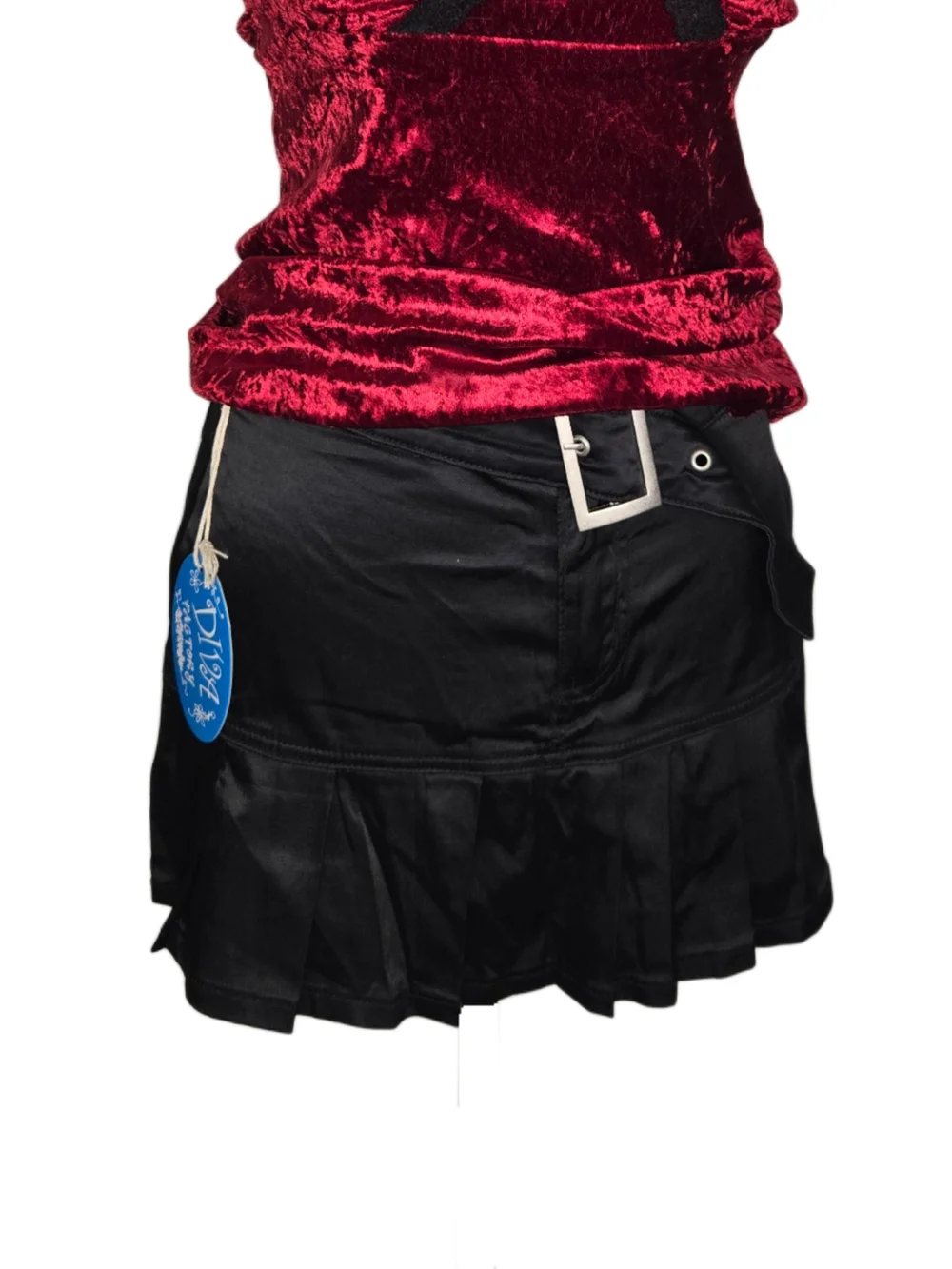 Y2k Deadstock Diva Black Pleated Satin Mini Skirt with Belt!